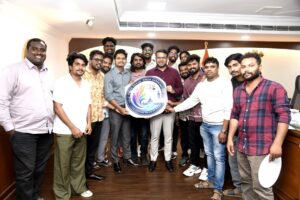 GVMC Commissioner Ketan Garg IAS unveiling Vizag Social Media Association logo with creators