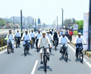 Andhra Pradesh CM Chandrababu Naidu participating in World Environment Day bicycle rally in Vizag